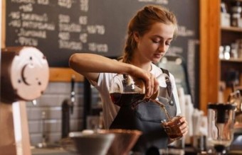Maintaining Coffee Quality in a Coffee Shop: Care Tips for Baristas